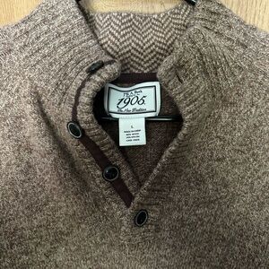 Jos A Bank brown quarter button sweater
